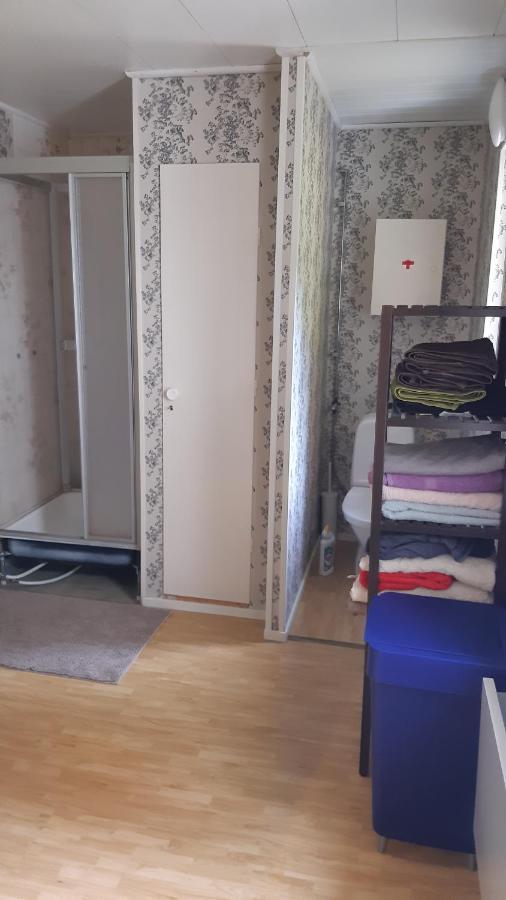 Stuga Asnagard Турсбю Экстерьер фото